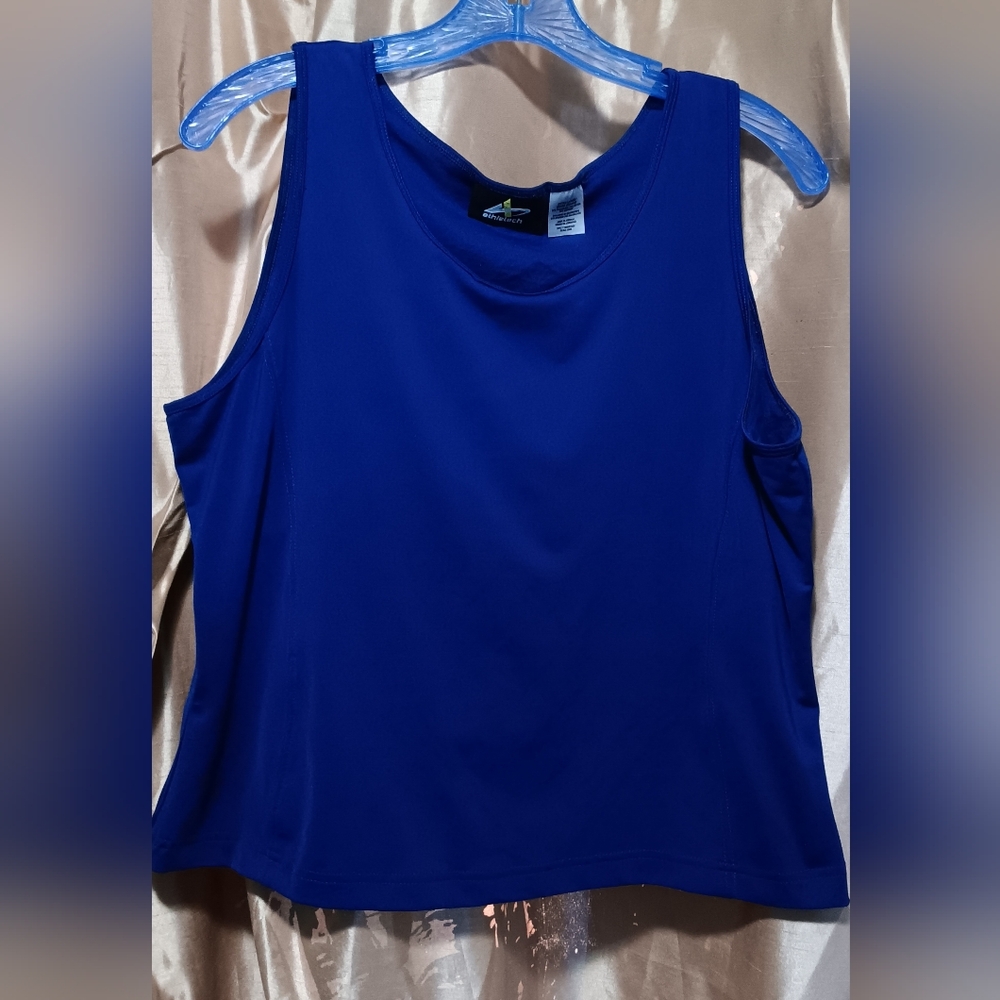 ATHLETECH  Women's Workout Racer Tank Top Size XLarge